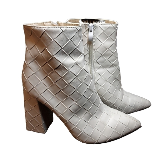 She & In size 39 (8) block heels faux Leather woven look white - Picture 9 of 16